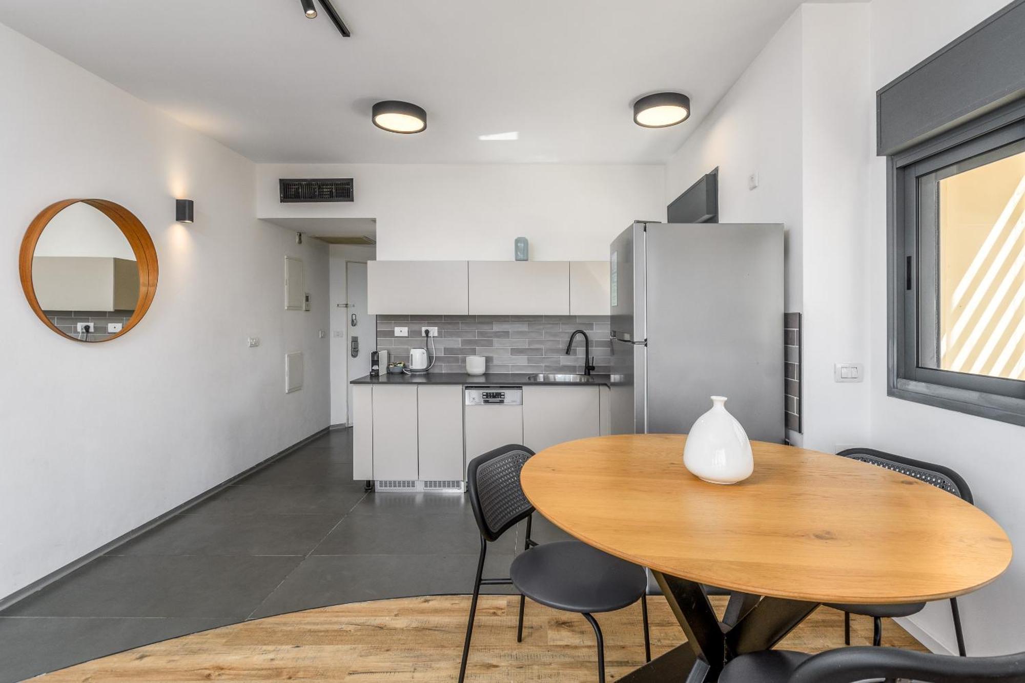 Modern & Sunny 1 Bdr W Balcony And Parking Apartamento Tel Aviv Exterior foto