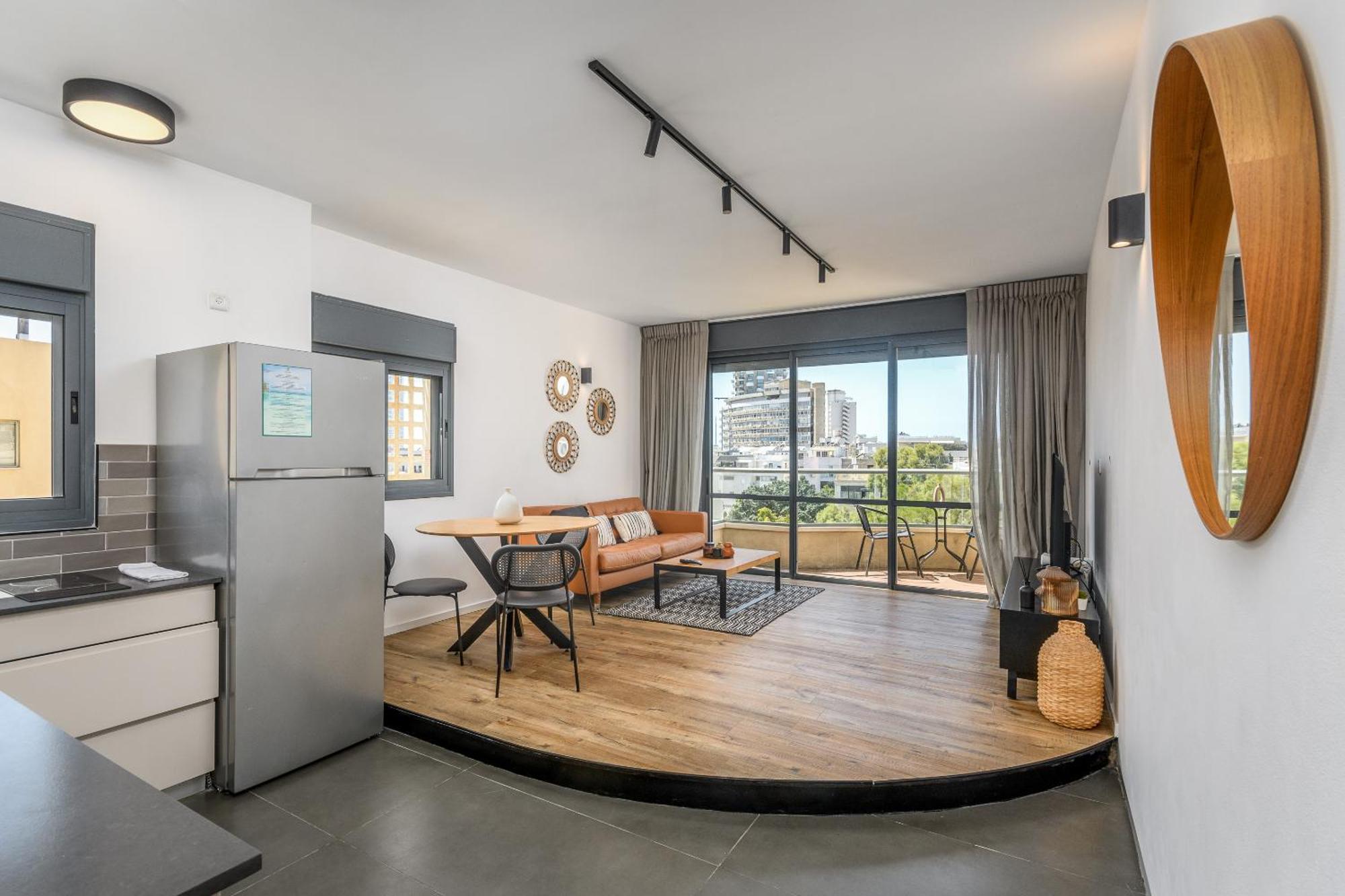 Modern & Sunny 1 Bdr W Balcony And Parking Apartamento Tel Aviv Exterior foto