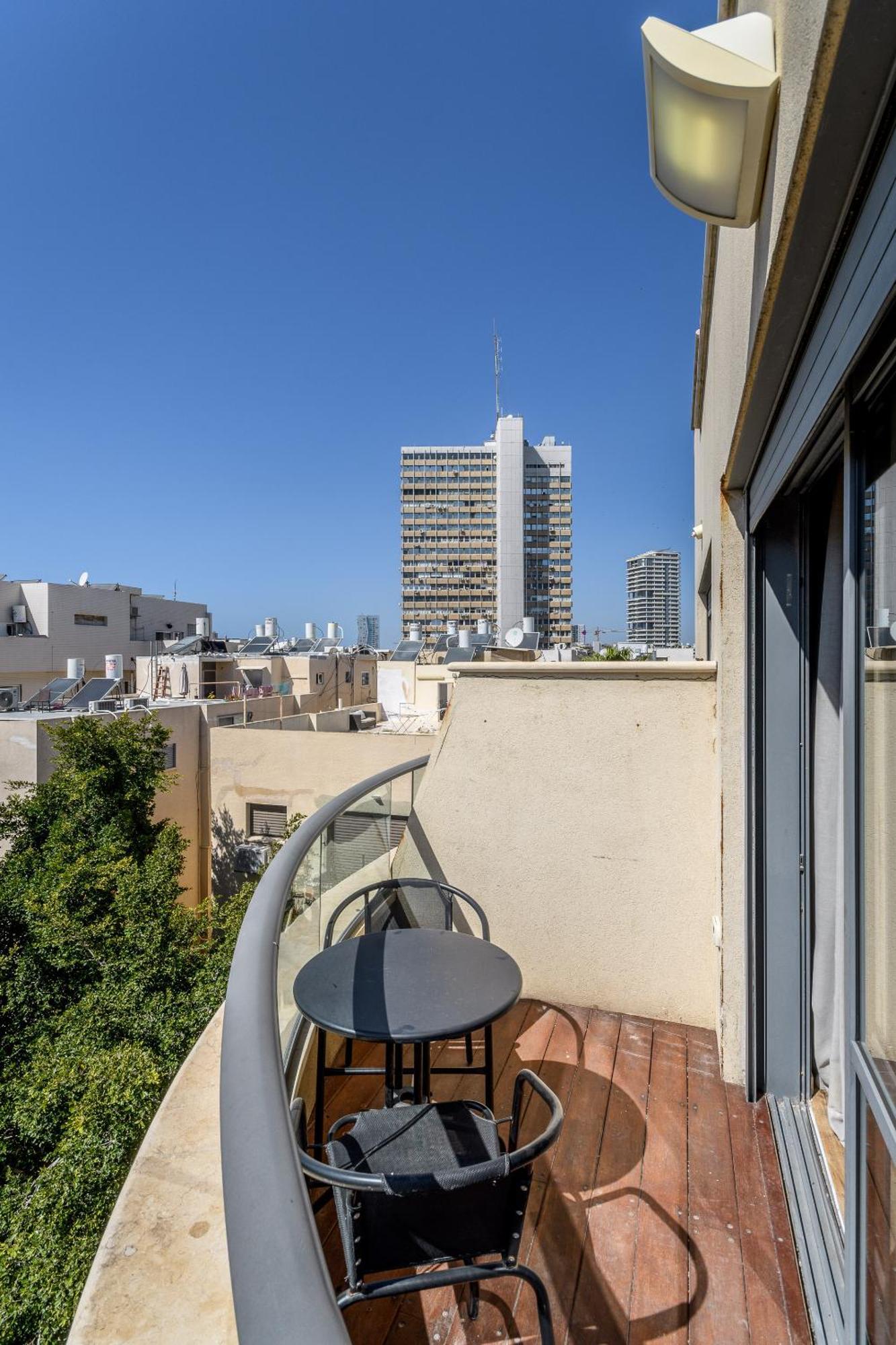 Modern & Sunny 1 Bdr W Balcony And Parking Apartamento Tel Aviv Exterior foto